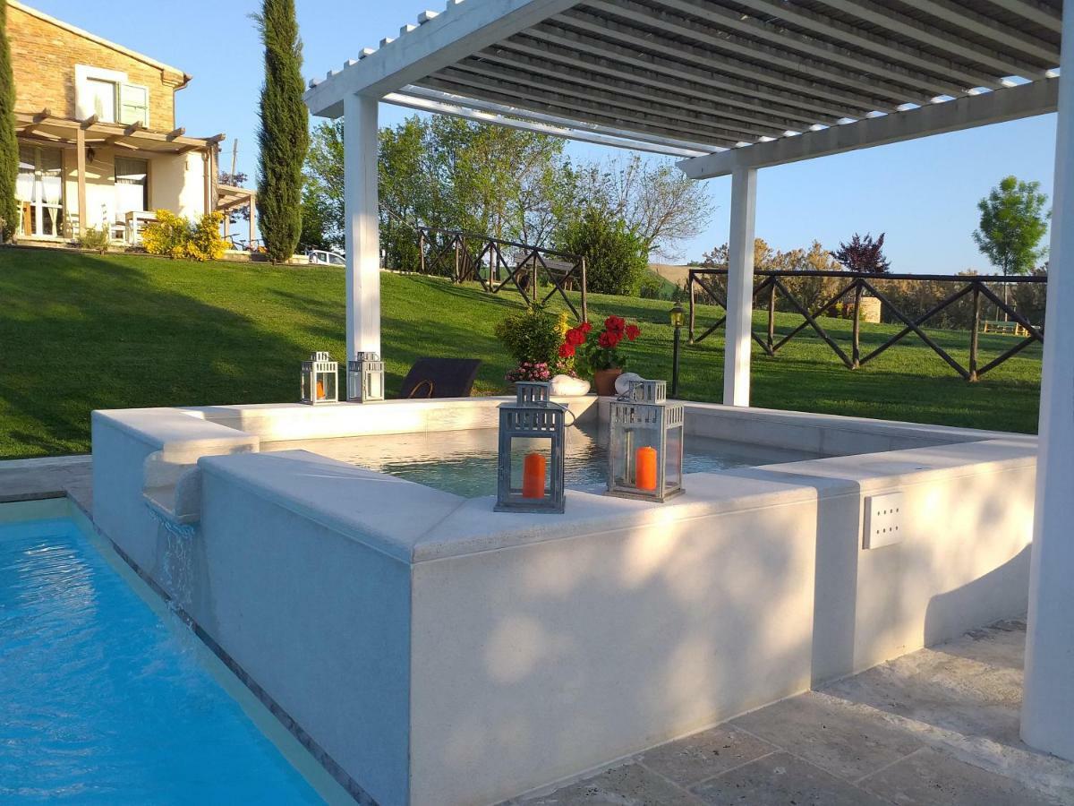 Le Maracla Country House Iesi Luaran gambar