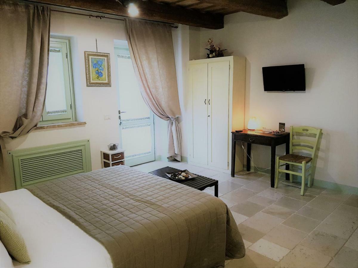 Le Maracla Country House Iesi Luaran gambar